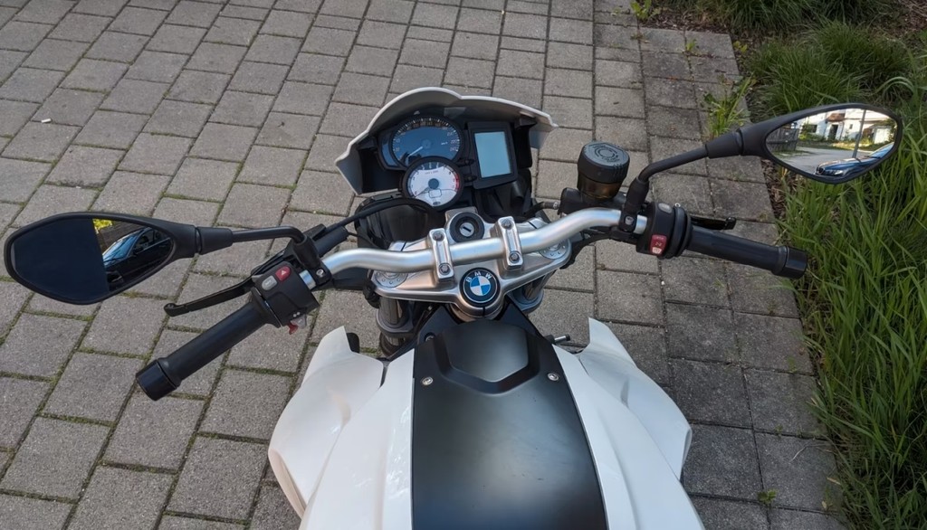n_f800rlenker.jpg